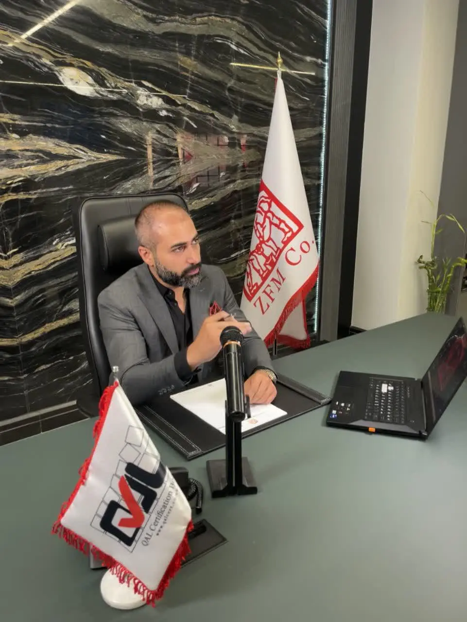 مدیر عامل گروه ذوب فلزات محسنی