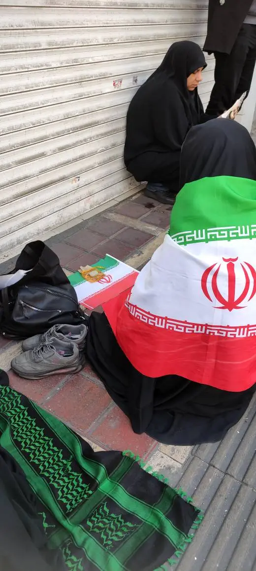 حضور مردم در چهلمین روز شهادت رهبر انقلاب