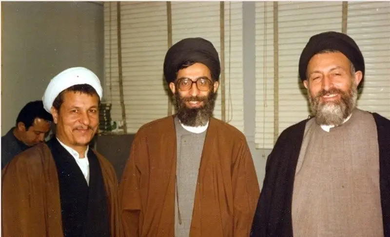 سریال راز ناتمام چند قسمت است و زمان پخش و تکرار آن