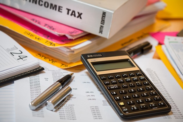 پایه حقوق کارگران در سال 1402