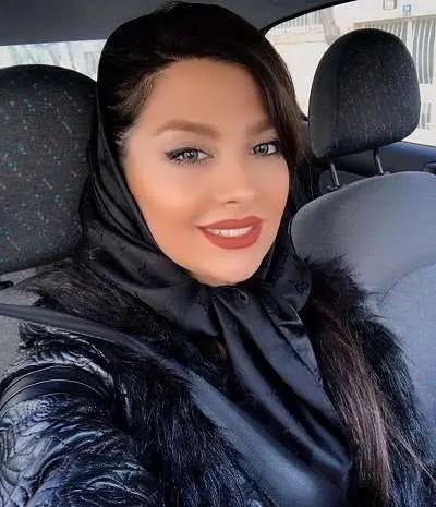 مونا فائض پور