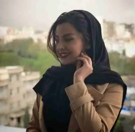 مونا فائض پور