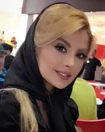 مونا فائض پور مونا فائض پور