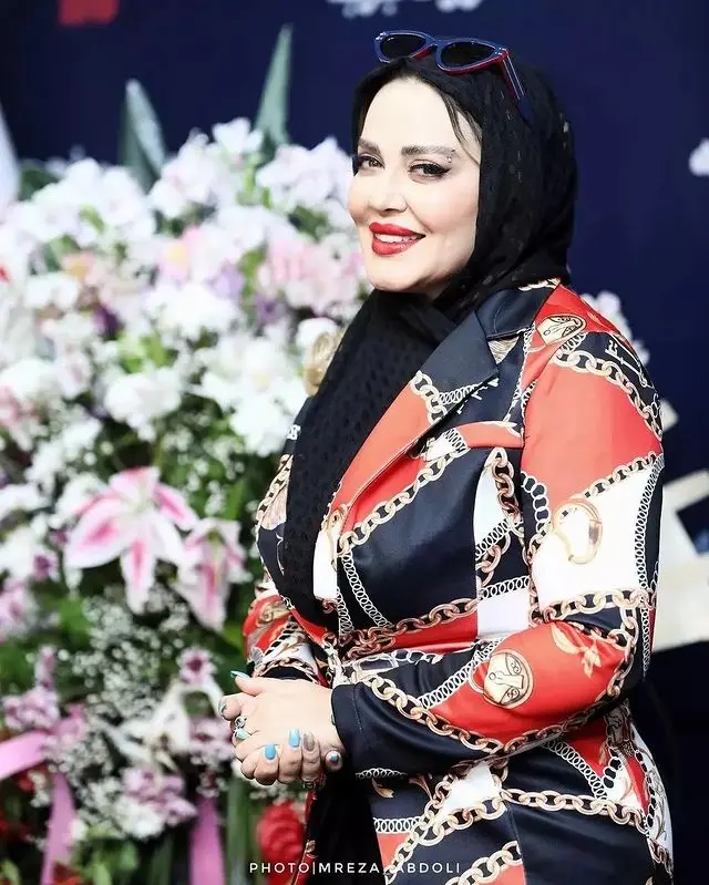 استایل فوق مجلسی بهاره رهنما برای اکران فیلمش 