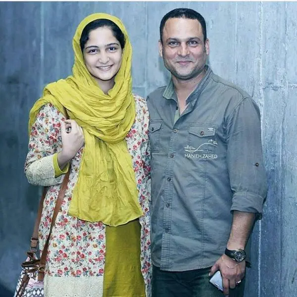  یاری و دخترش