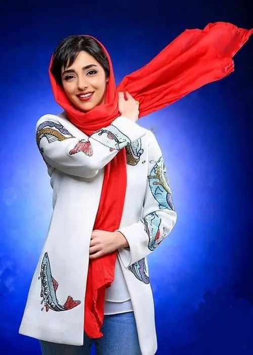 هستی مهدوی فر 