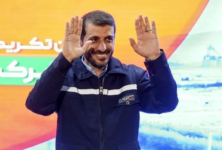 پایهریزی توسعه متوازن رویکرد و آرمان دوره مدیریتی بنده بود/ افتخارات فولاد مبارکه حاصل برنامهریزی و تلاش تک تک کارکنان این شرکت است