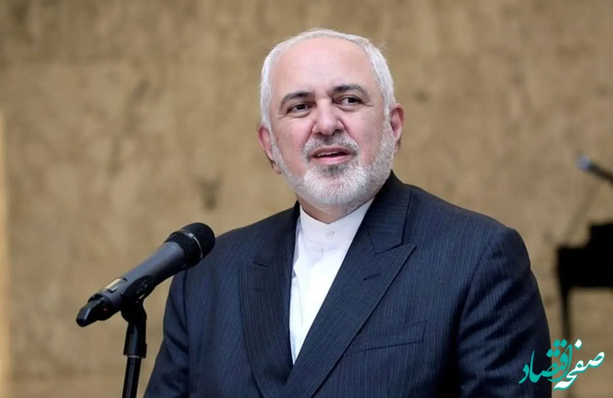 عکس دست آتل بسته ظریف در جلسه هیأت دولت امروز