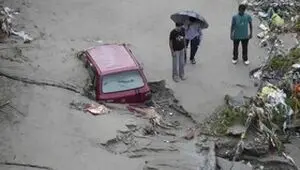 سیل در شمال هند چند کشته برجای گذاشت؟ 