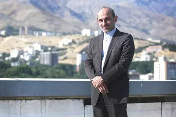 واکنش محمد مهاجری به عذرخواهی دیرهنگام رئیس سازمان صداوسیما از قاضی زاده هاشمی جنجال به پا کرد | کلید اتاق‌تان را به نگهبان بدهید و خلاص!
