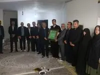 ادای احترام معاون مدیرعامل بانک مسکن به مقام شامخ شهید جودت / گرامیداشت یاد مظلومیتی که در حمله رژیم صهیونیستی رقم خورد