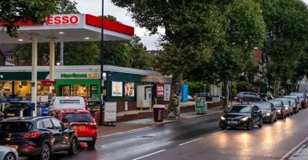 شوک ۴۴ درصدی به جیب آمریکایی‌ها؛ جنگ با ایران، بنزین را گران‌ترین طی ۳ سال اخیر کرد