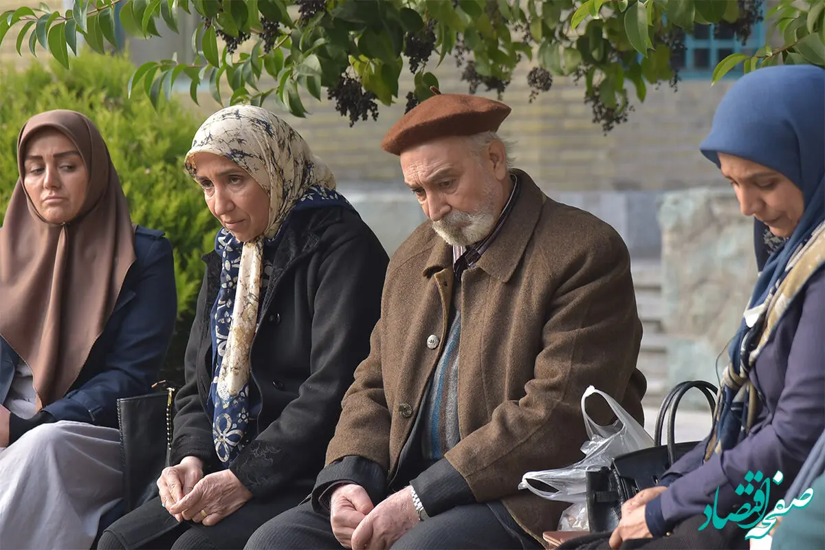 اسامی بازیگران سریال تب و تاب بهمراه بیوگرافی بازیگران این سریال