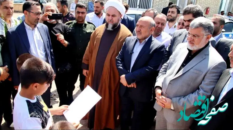 بهره برداری از چندین طرح عمرانی، کشاورزی و سرمایه گذاری در منطقه آزاد ماکو با حضور استاندار