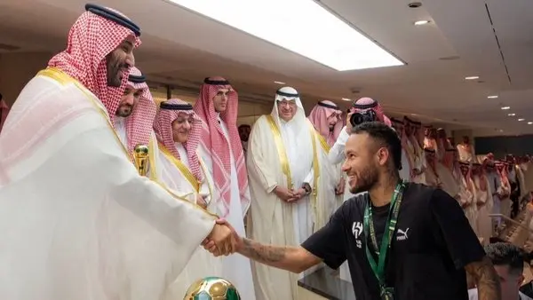 بدترین قرارداد تاریخ فوتبال عربستان/کلاهی که نیمار بر سر بن سلمان گذاشت