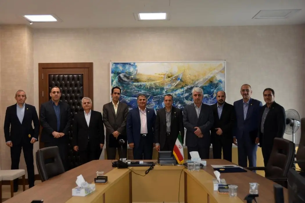 کسب رتبه نخست هیأت بدوی رسیدگی به تخلفات اداری کارمندان بانک صنعت و معدن