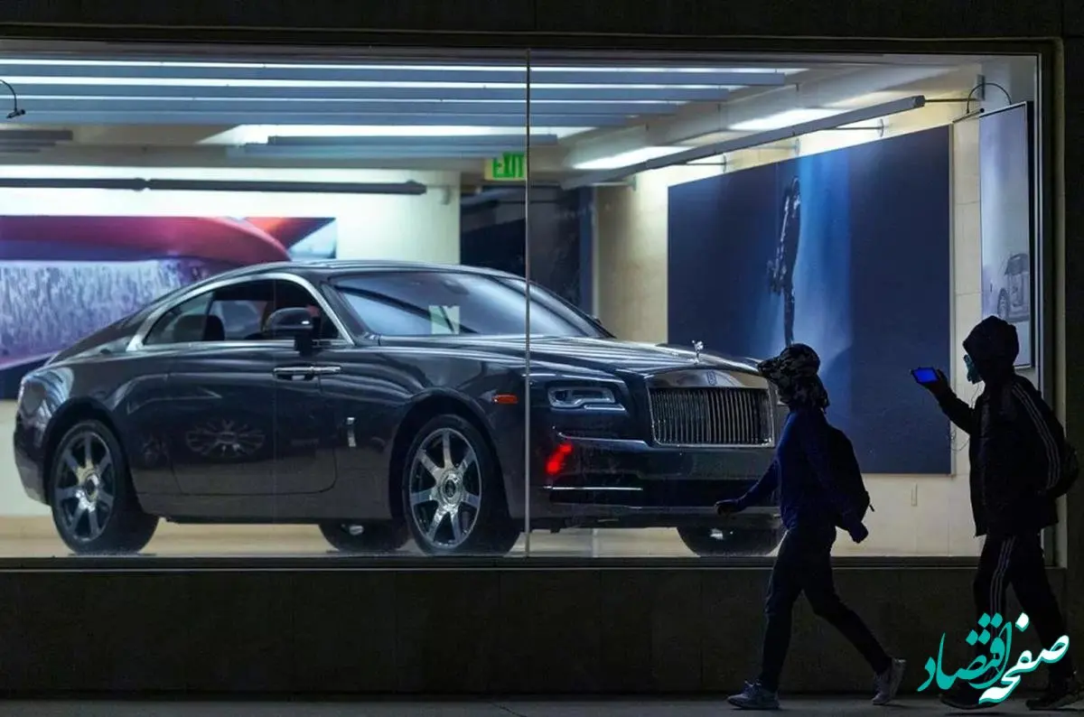 ویدئویی از لوکس‌‌ترین ویترین بازار خودرو ایران