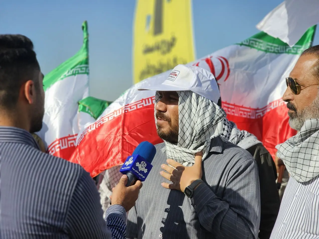 کارگران اکسین فرزندان انقلاب هستند