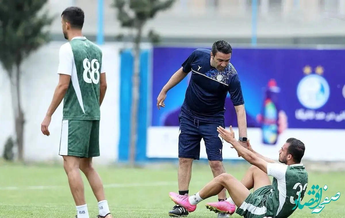 جواد نکونام این فرد را حسابی با حرف شست و پهن کرد: خوردی و خوابیدی، از روز اول مصدوم بودی! 