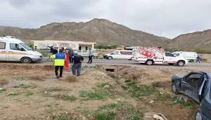 خبر فوری؛ ۹ نفر مصدوم در تصادف جاده جلفا به سیه رود