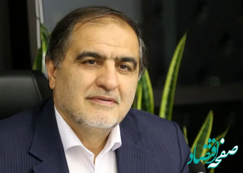 نکونام حمایت شد؛ او می ماند