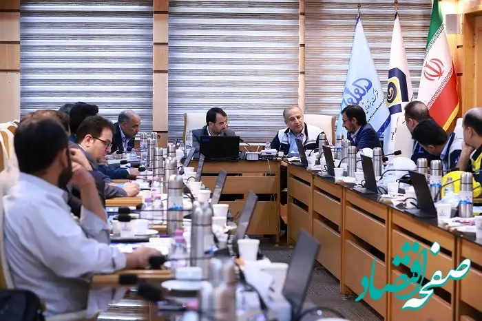 تاکید شاهمیرزایی بر لزوم توسعه زنجیره ارزش متانول و رفع سریع موانع تحقق آن در پتروشیمی فن آوران.