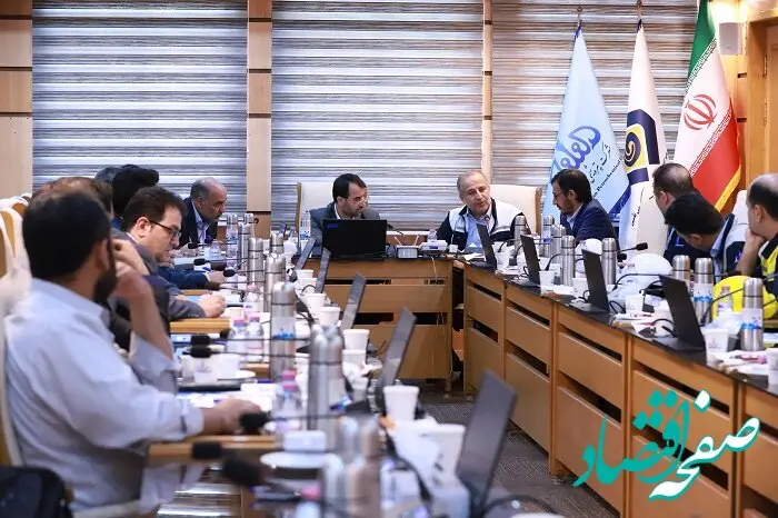 تاکید شاهمیرزایی بر لزوم توسعه زنجیره ارزش متانول و رفع سریع موانع تحقق آن در پتروشیمی فن آوران.