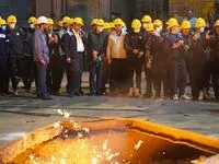 دیدار صمیمانه‌ی بازیکنان تیم فوتبال ذوب‌آهن با تلاشگران مجتمع صنعتی ذوب‌آهن اصفهان