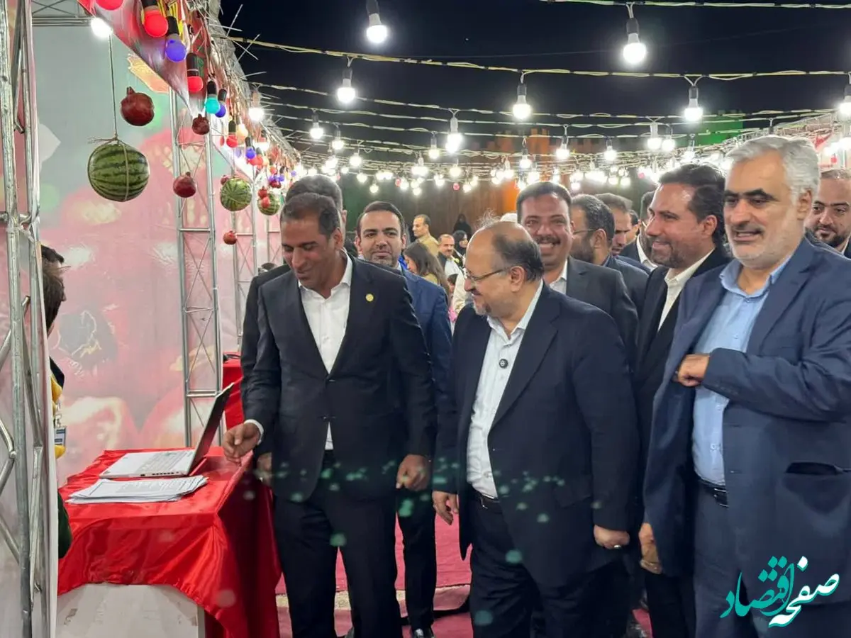 تاکید شریعتمداری بر توسعه زیرساخت‌های فرهنگی، رفاهی و ورزشی کارکنان صنعت پتروشیمی و خانواده‌های آنان