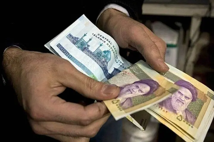 کاهش حقوق کارگران در موج شدید تورمی اتفاق می‌افتد؟