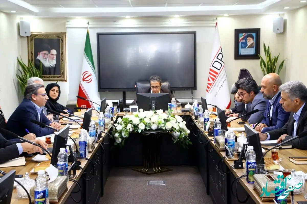 آقاجانلو: توسعه معاملات گواهی سپرده کالا حمایت از اقتصاد و تقویت تولید است