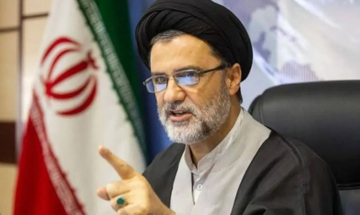 نبویان: در طول جنگ، همه نفت های روی آب را ۲ برابر قیمت فروختیم | الان یک قطره هم نداریم