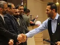 ۳۰۰ کارگر نمونه منطقه آزاد اروند تجلیل شدند