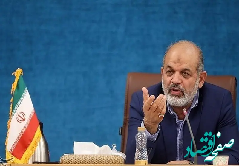 واکنش وزیر کشور نسبت به فعالیت‌های سیاسی کارمندان دولت چیست؟ 