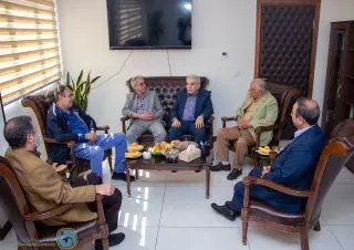 نشست صمیمانه بزرگان صنعت بیمه با دبیرکل سندیکای بیمه گران