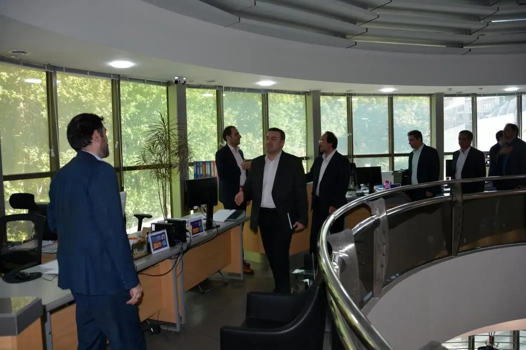 آیین معارفه سرپرست جدید شعبه مستقل مرکزی بانک صنعت و معدن برگزار شد