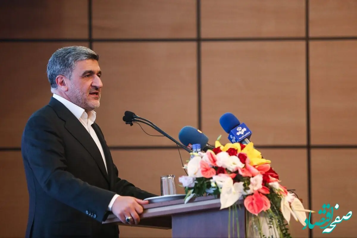 صیدی سال نو میلادی را به رؤسای بورس‌ کشورهای مختلف تبریک گفت