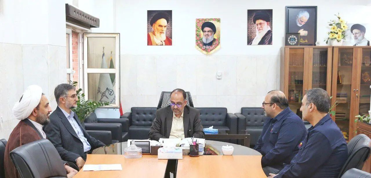 مدیرعامل شرکت فولاد خوزستان با دادستان عمومی و انقلاب مرکز استان خوزستان دیدار نمود
