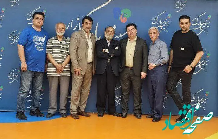 اکران فیلم "نذر بی بی" در سینما پارک بازار مشهد