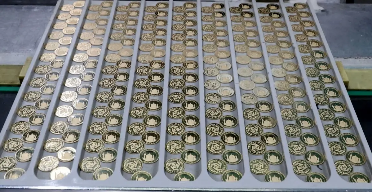 آغاز ۲ برنامه حراج و پیش فروش انواع سکه طلای بانک مرکزی 