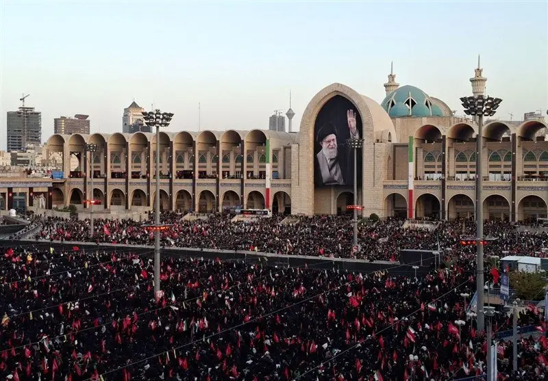 آیا روز شهادت و تشییع رهبر شهید تعطیل رسمی می‌شود؟