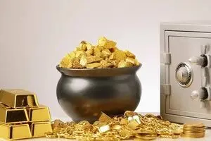 دو مسیر متفاوت برای طلا؛ احتمال افت در ایران و رشد در بازار جهانی