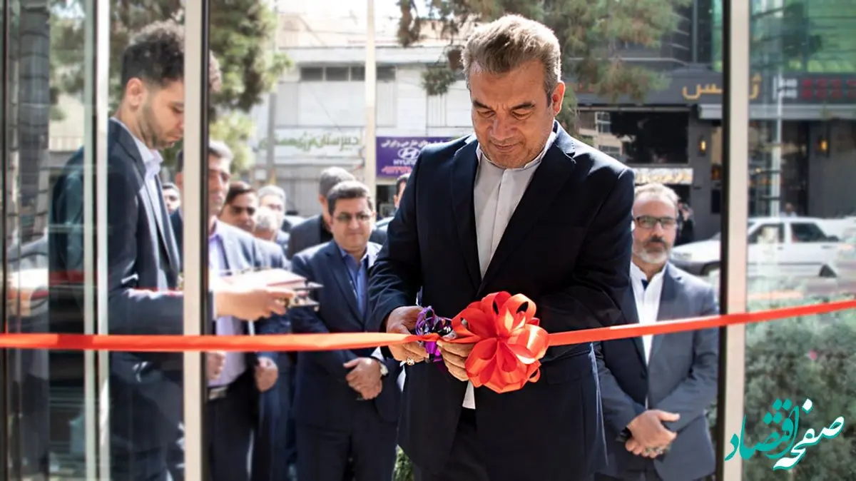 توسعه زیرساخت‌های بانک سینا بر اساس طرح راهبردی کسب‌وکار با جدّیت دنبال می‌شود