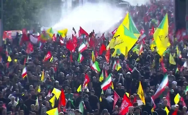 سیل جمعیت در تشییع رهبر شهید؛ تهران صحنه وداعی ماندگار شد