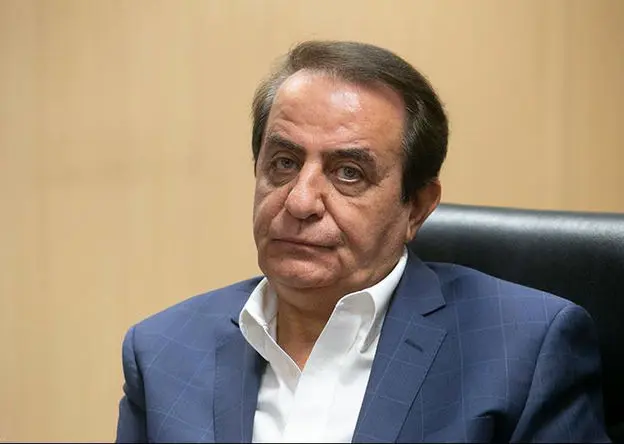 در شرایط فعلی عاقلانه‌ترین کار مردم حفظ سرمایه است و دست به هیچ معامله ای نزنند