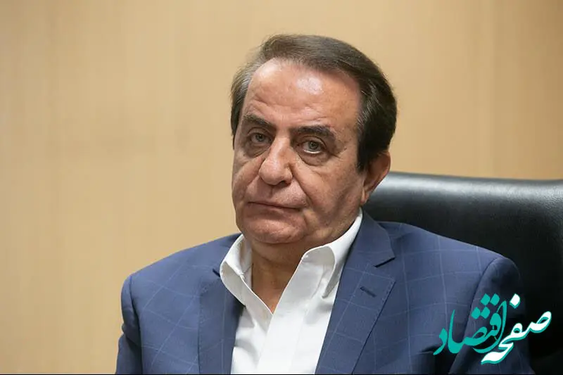 در شرایط فعلی عاقلانه‌ترین کار مردم حفظ سرمایه است و دست به هیچ معامله ای نزنند