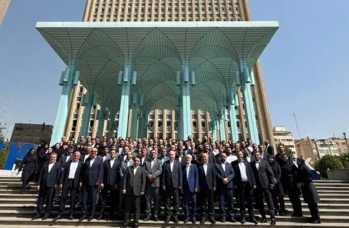 آیین بزرگداشت آغاز ۷۴مین سال فعالیت بانک صادرات ایران برگزار شد/ محسن سیفی: بانک صادرات ایران در مسیر دستیابی به جایگاه شایسته در نظام بانکی ثابت‌ قدم است