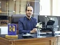 علاقه به کتاب و مطالعه باعث موفقیت من در فعالیت‌های بانکی شد