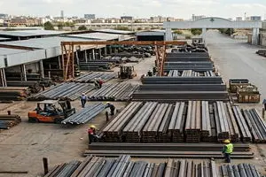 تلاطم در صنعت فولاد و اثر دومینویی آن بر بازار آهن‌ آلات و خودرو