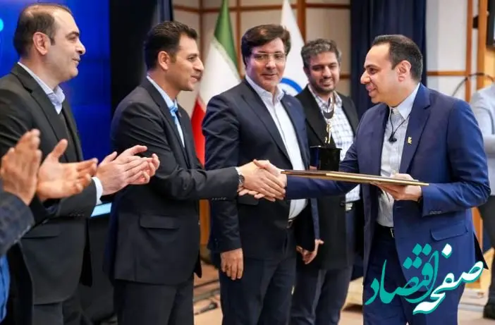 زیپاد بانک پاسارگاد، فاب زرین هشتمین جایزه ملی فناوری اطلاعات را از آن خود کرد